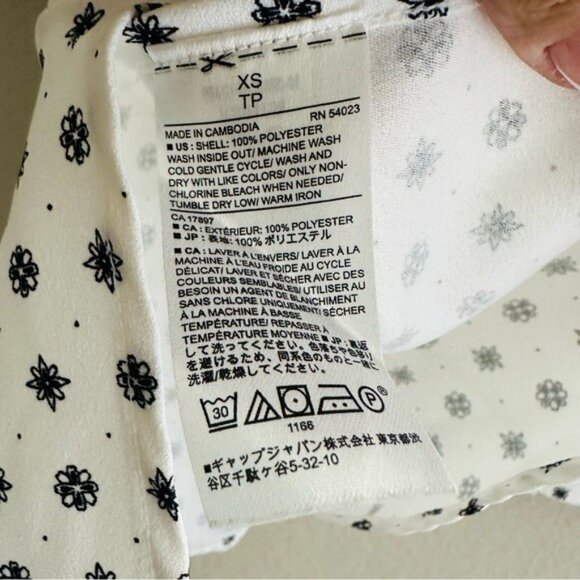 Banana Republic XS Polka Dot Peplum Top White Black Dot Modcore Cottage Chic - Picture 8 of 9